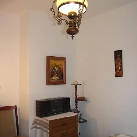 Apartment Nadfedeles Apartmanhaz Balatonalmadi